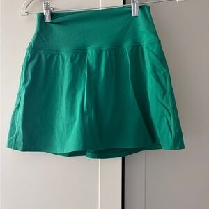 Lululemon bright green skirt